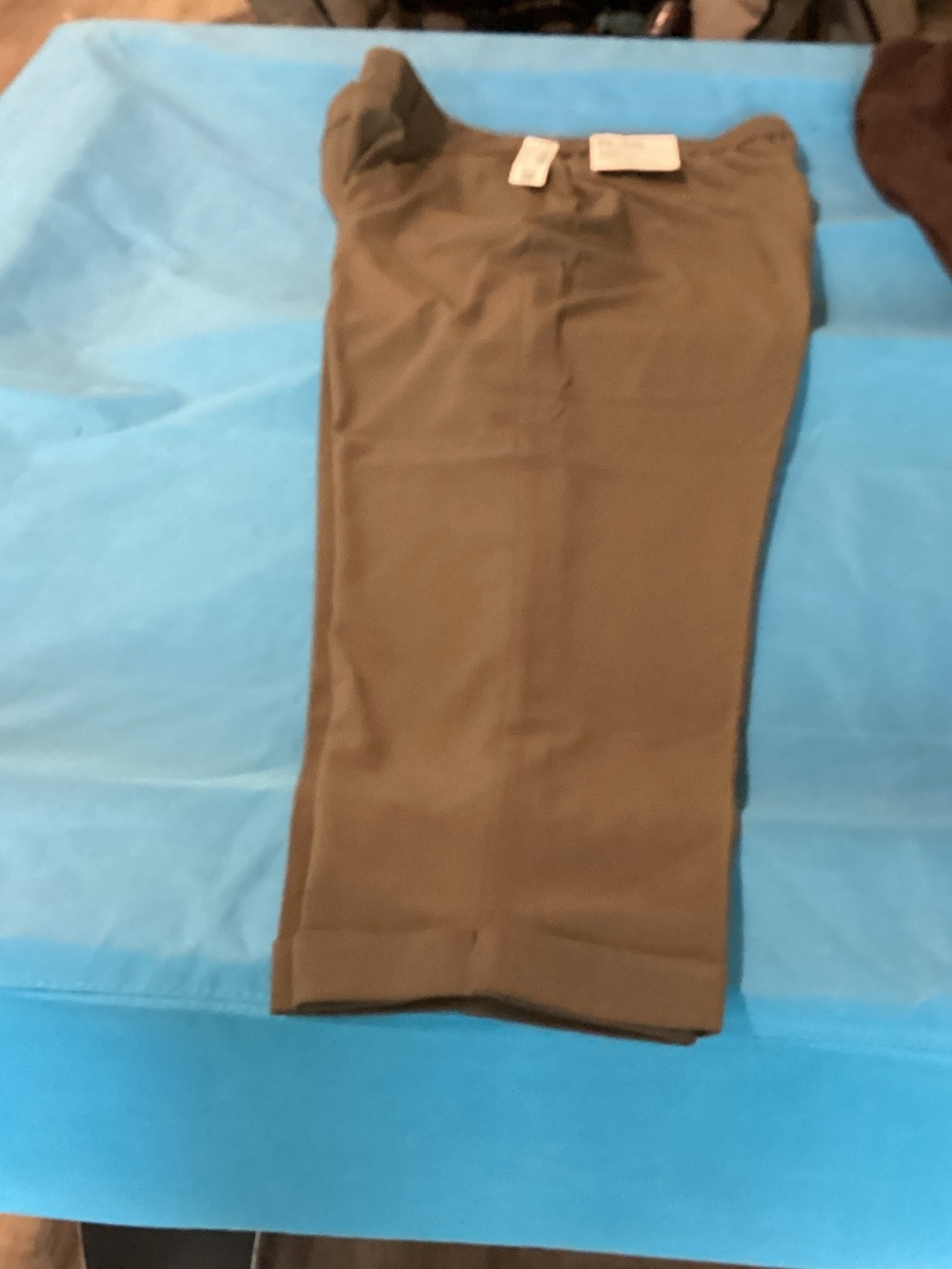 Reitmans Olive Green Women's Cropped Pants